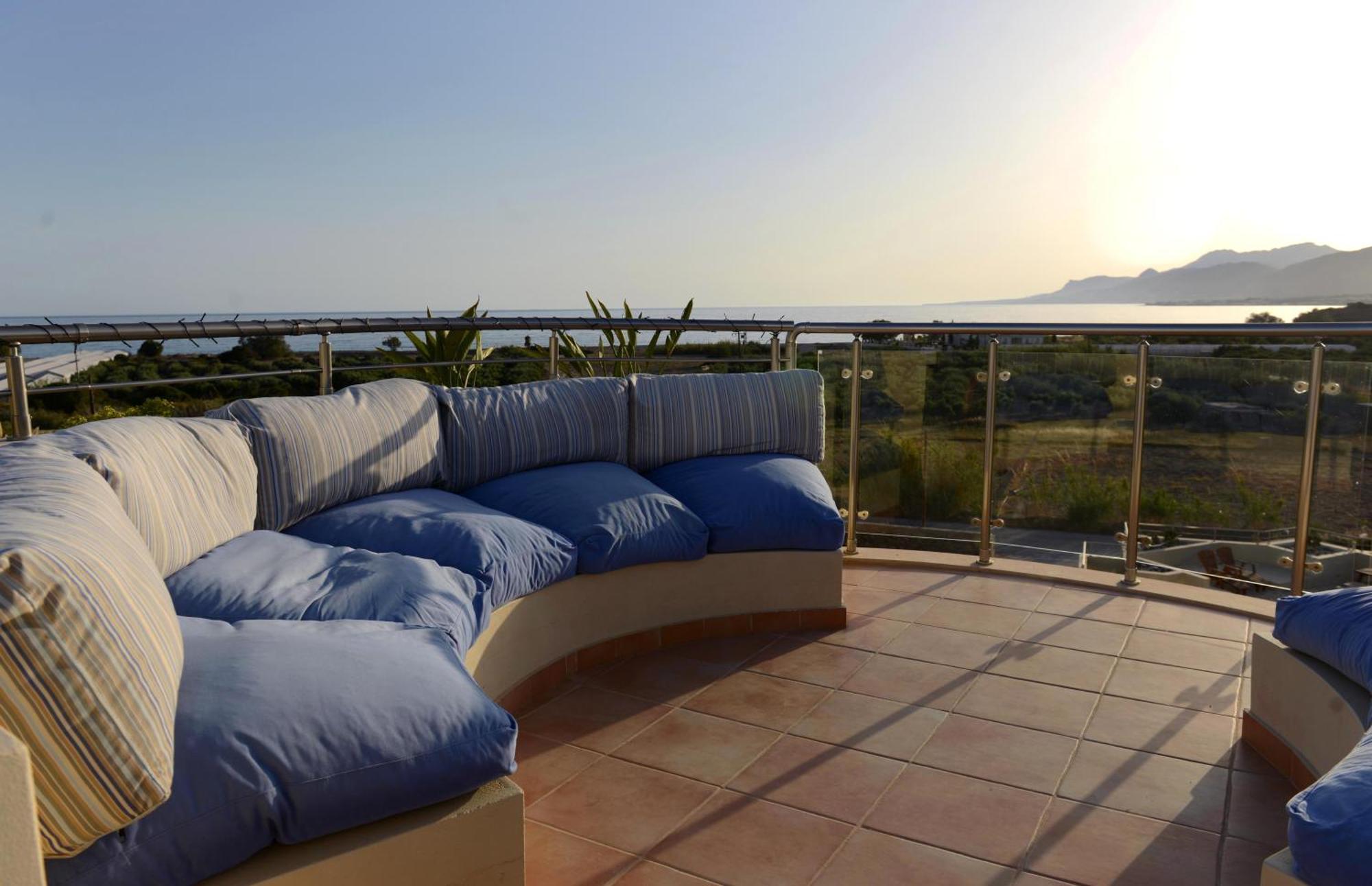 Lagada Resort Makrýgialos 외부 사진