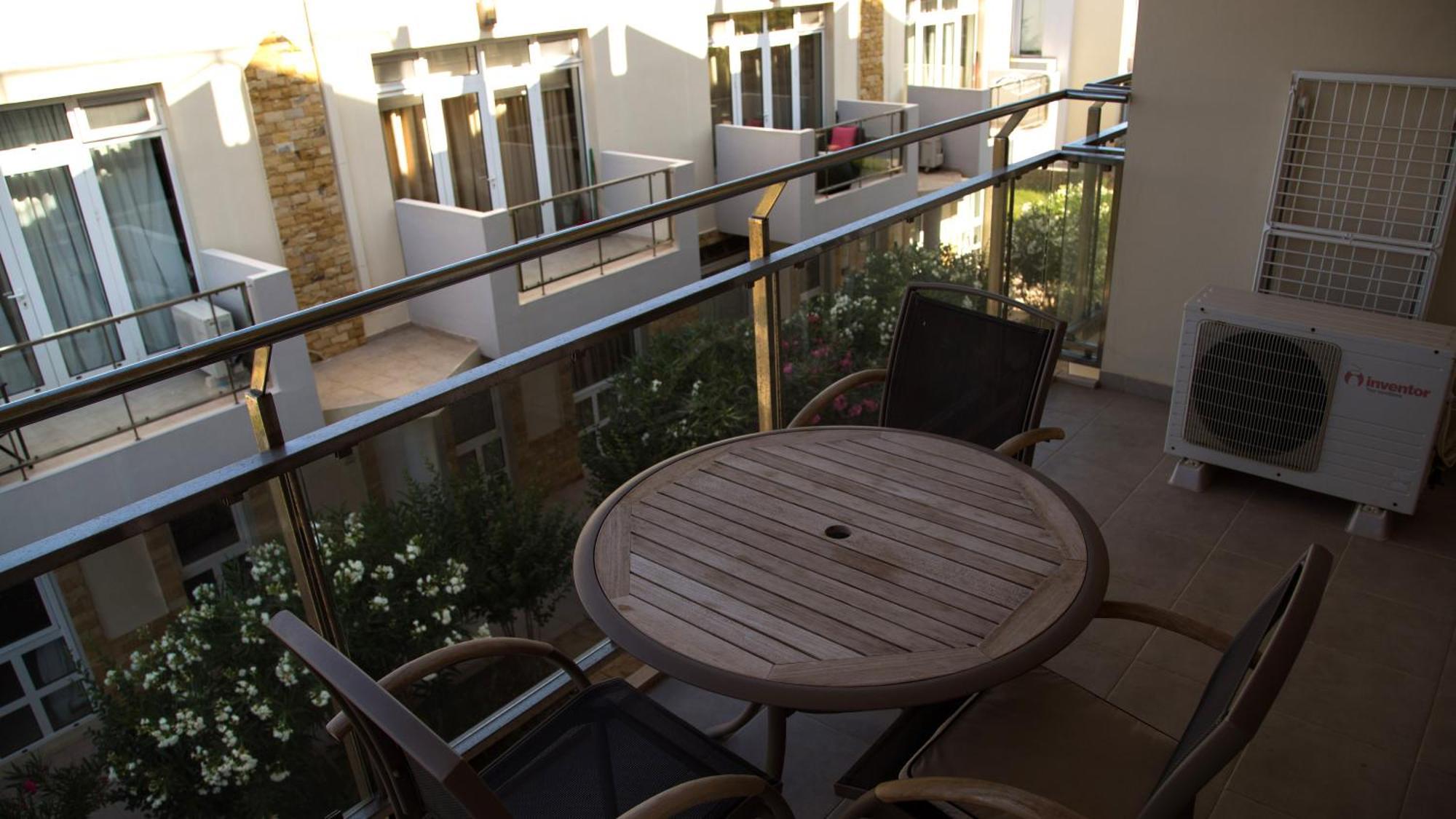 Lagada Resort Makrýgialos 외부 사진