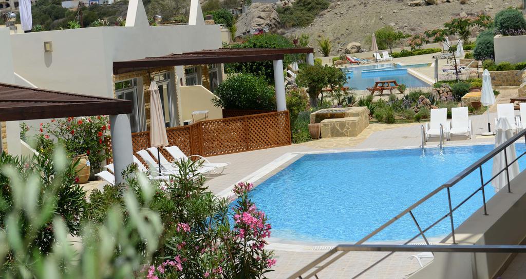 Lagada Resort Makrýgialos 외부 사진