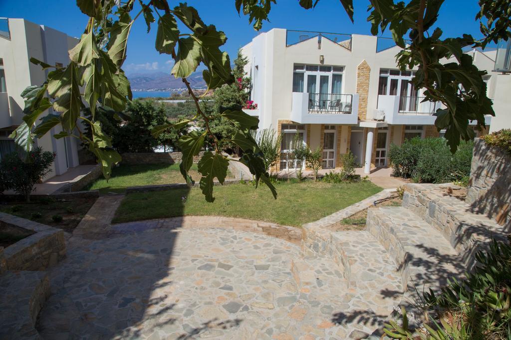 Lagada Resort Makrýgialos 외부 사진